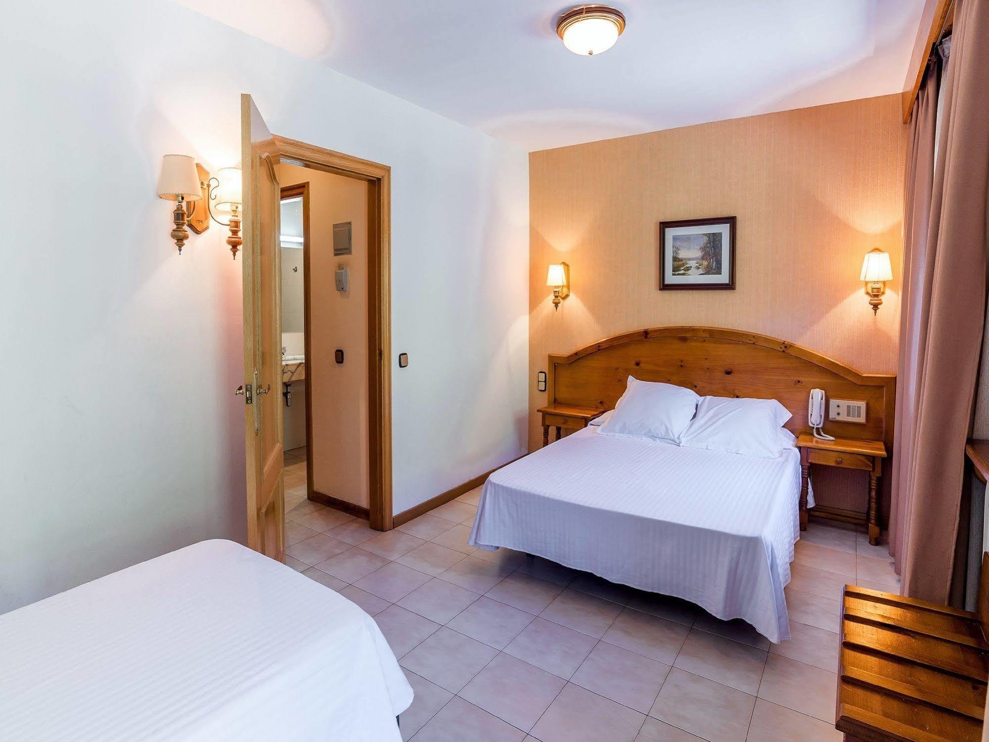 אנדורה לה ולה Hotel Sant Miquel מראה חיצוני תמונה